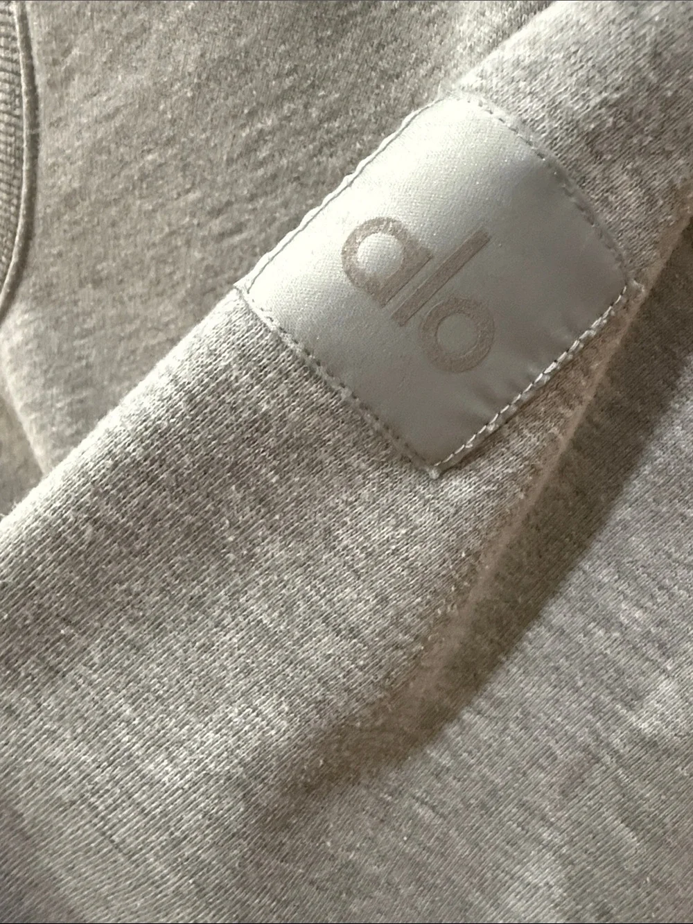 ALO Yoga Heather Gray Cropped Crewneck Sweatshirt - Picture 3 of 4